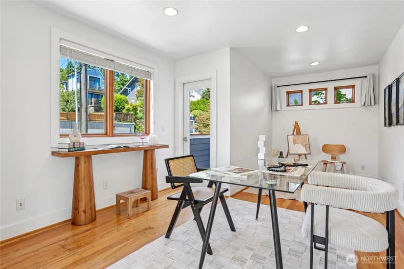 Property photo for 424 35th Avenue S, Seattle photo 18