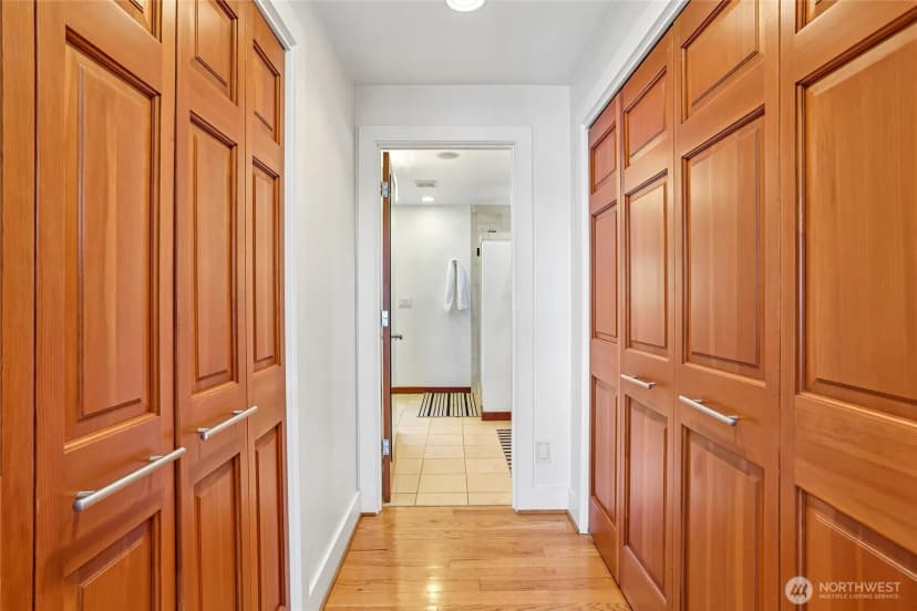 Property photo for 424 35th Avenue S, Seattle photo 24