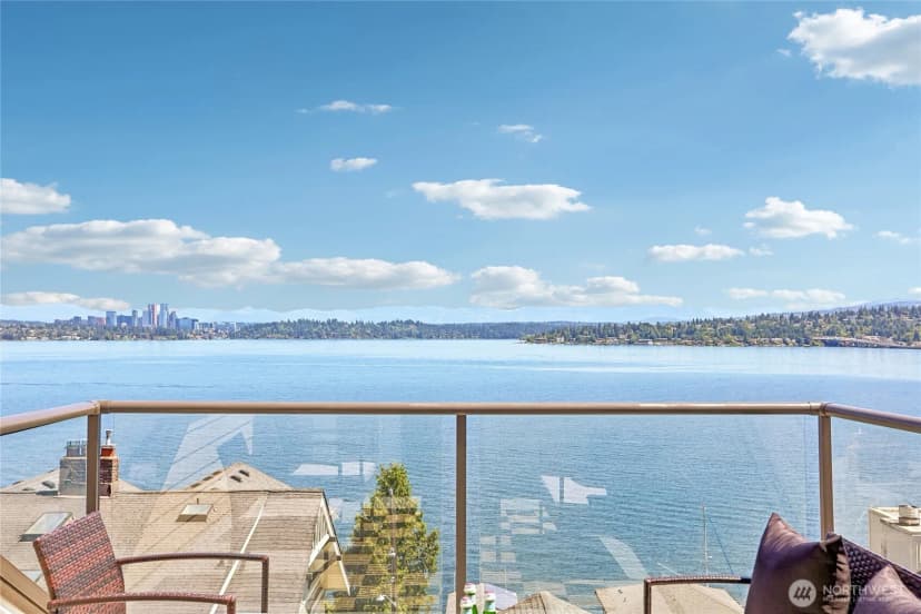 Property photo for 424 35th Avenue S, Seattle