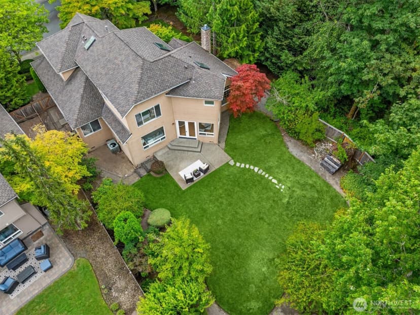 Property photo for 24416 Se 4th Place, Sammamish photo 32