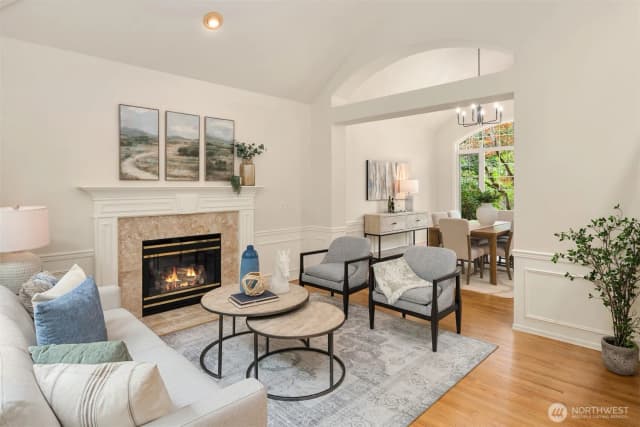 Property photo for 24416 Se 4th Place, Sammamish photo 2