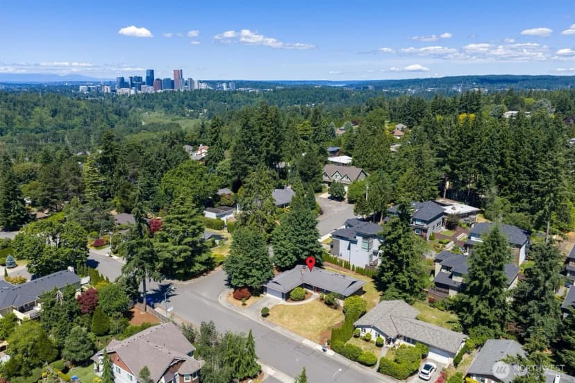 Property photo for 14004 Se 20th Street, Bellevue photo 36