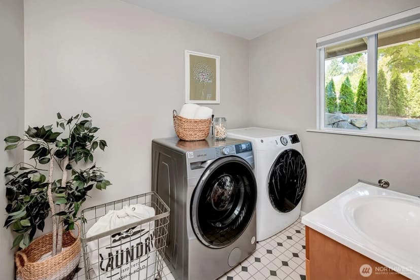 Property photo for 14004 Se 20th Street, Bellevue photo 26