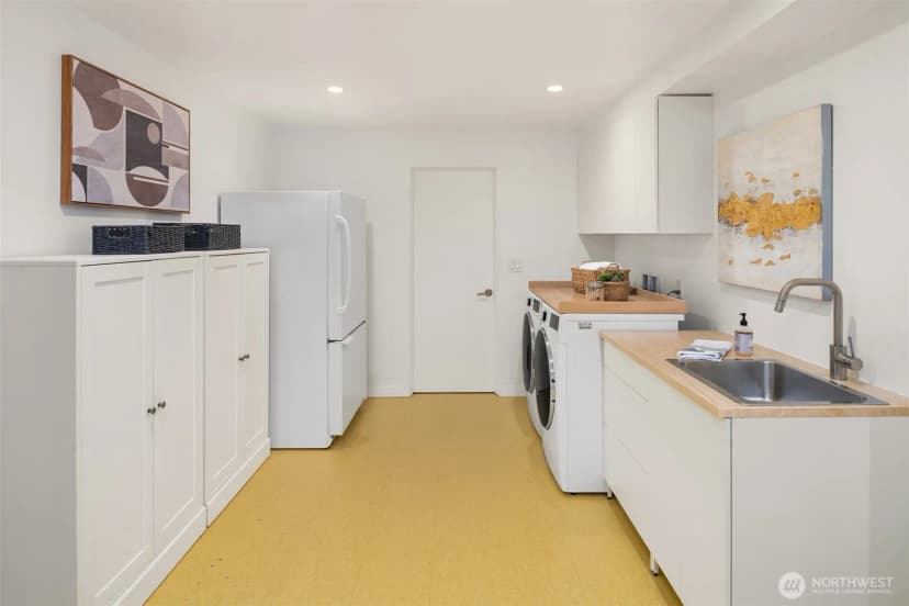 Property photo for 12536 Se 15th Street, Bellevue photo 28