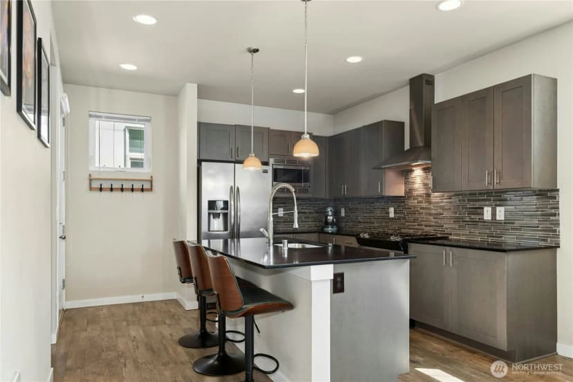 Property photo for 3622 36th Avenue S, Seattle photo 14