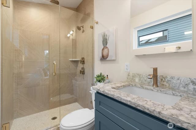 Property photo for 3704 Ne 137th Street, Seattle photo 5