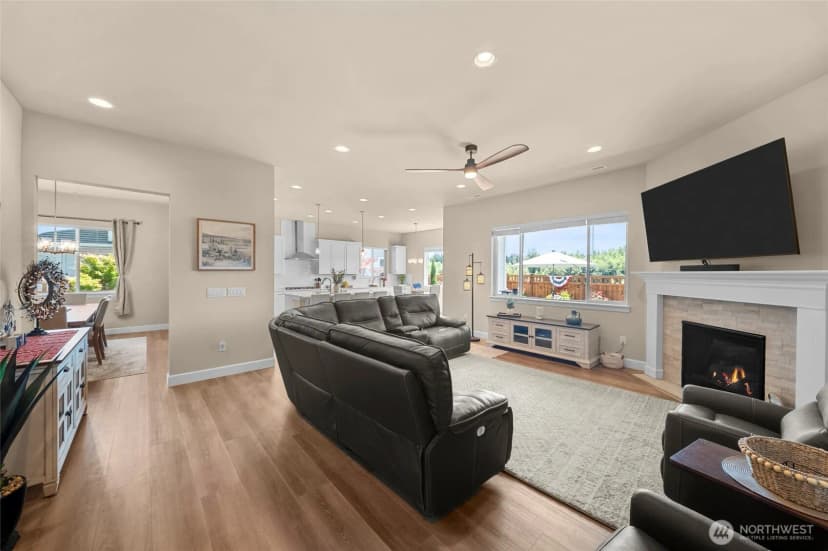 Property photo for 20710 156th Street E, Bonney Lake photo 8