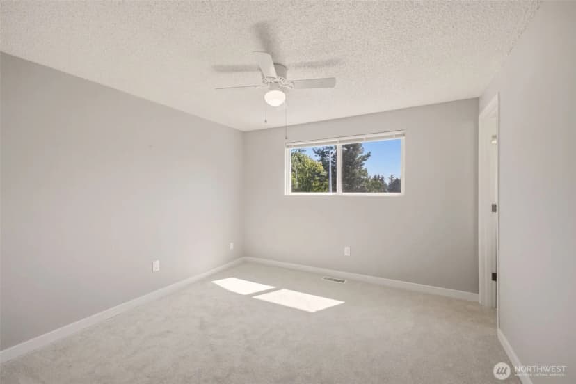 Property photo for 22426 3rd Place W, Bothell photo 14