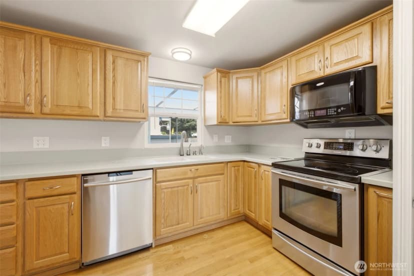 Property photo for 22426 3rd Place W, Bothell photo 6