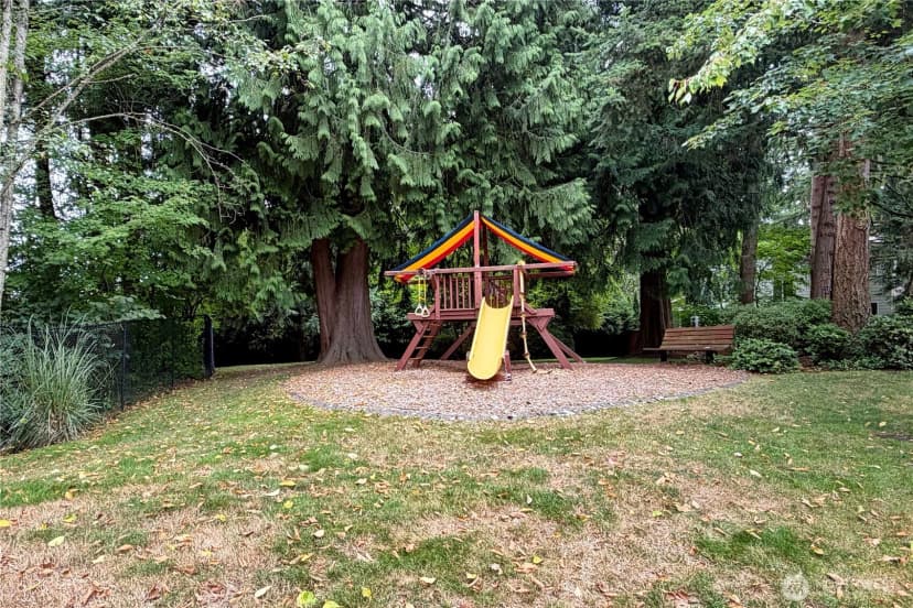 Property photo for 829 191st Street Sw, Lynnwood photo 36