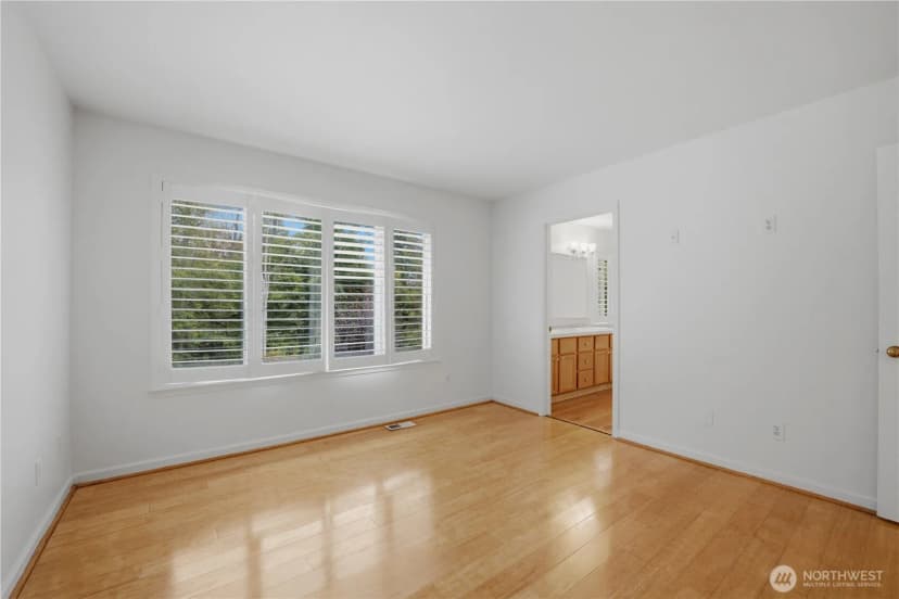 Property photo for 829 191st Street Sw, Lynnwood photo 22
