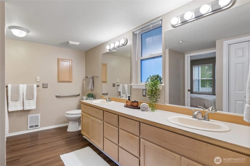 Property photo for 4423 Providence Point Place Se #2628, Issaquah photo 11