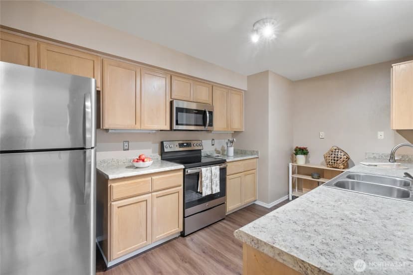 Property photo for 4423 Providence Point Place Se #2628, Issaquah photo 6