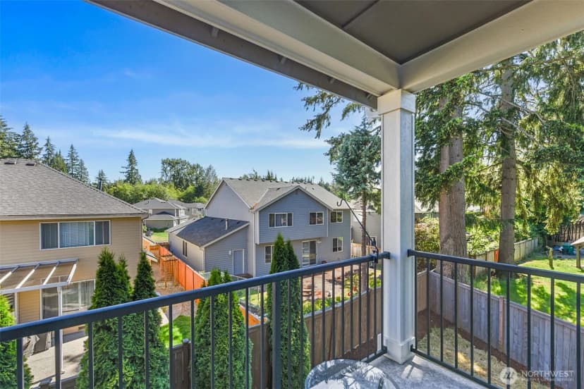 Property photo for 19724 Meridian Place W, Bothell photo 14