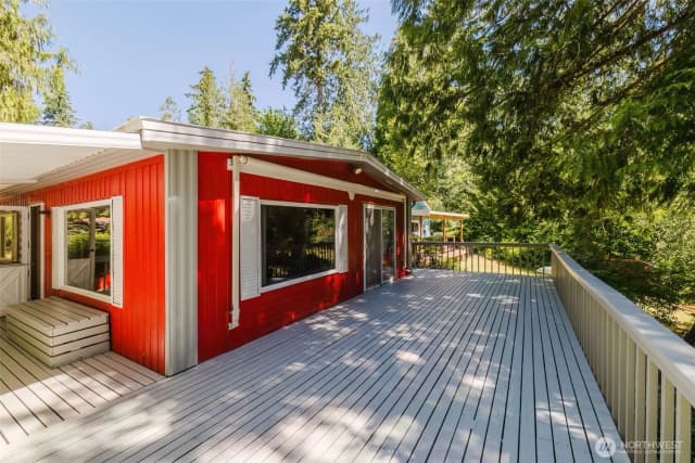 Property photo for 41 E Pickering Place, Shelton
