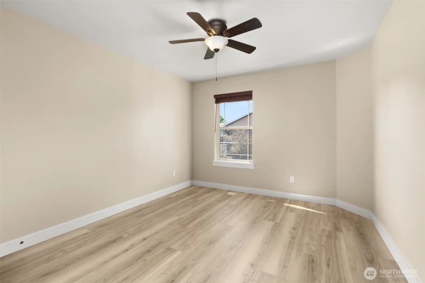 Property photo for 7746 Keystone Avenue Ne, Lacey photo 28