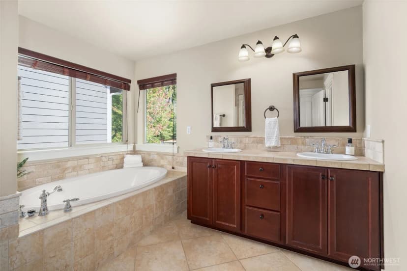 Property photo for 7746 Keystone Avenue Ne, Lacey photo 20