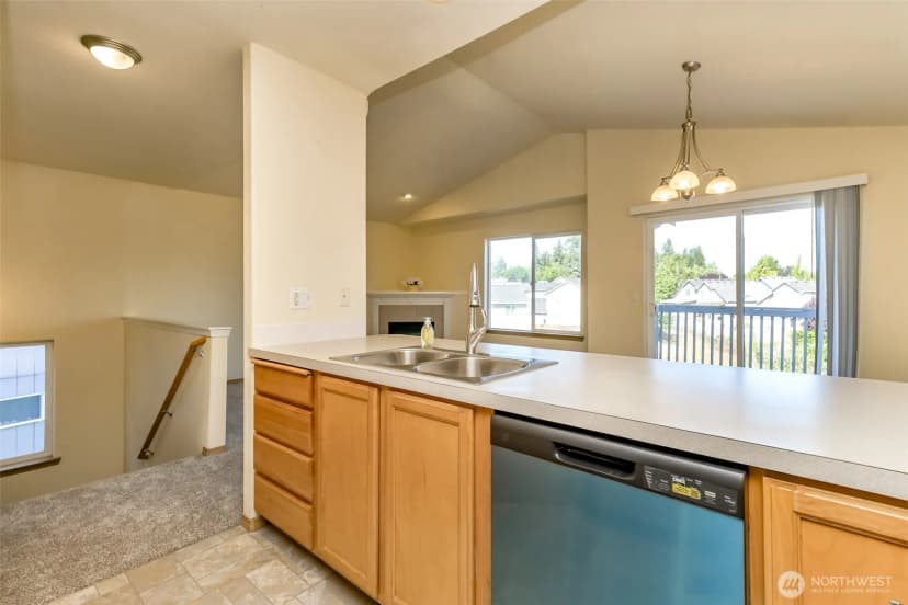 Property photo for 16018 89th Avenue E, Puyallup photo 9