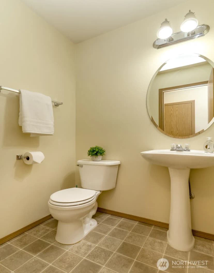 Property photo for 16018 89th Avenue E, Puyallup photo 16
