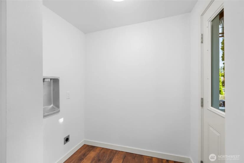 Property photo for 100 Milwaukee Street, Mount Vernon photo 24