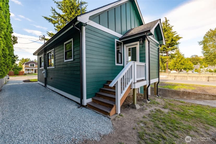 Property photo for 100 Milwaukee Street, Mount Vernon photo 27