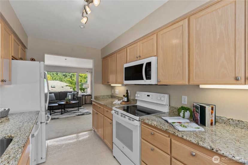 Property photo for 4437 Providence Point Place Se #2631, Issaquah photo 13