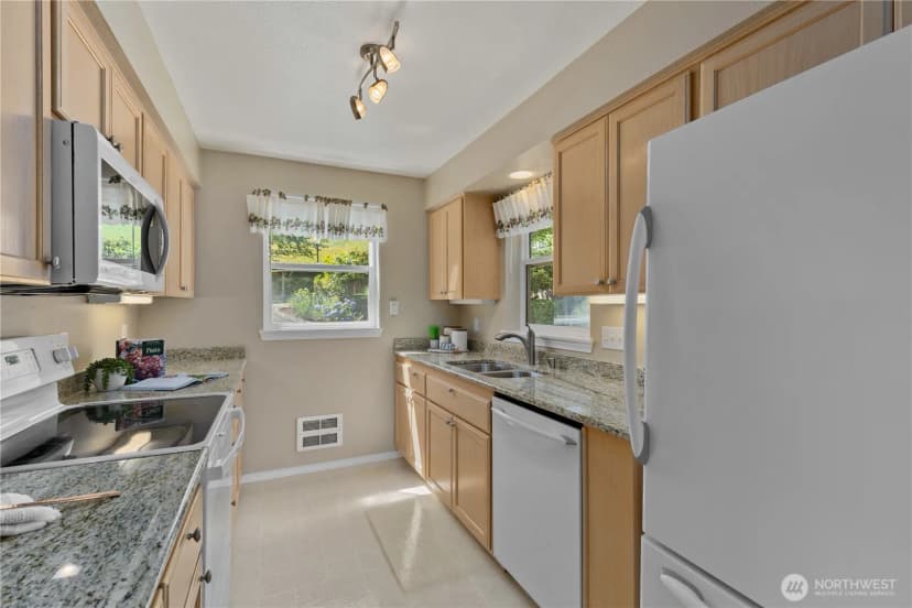 Property photo for 4437 Providence Point Place Se #2631, Issaquah photo 10
