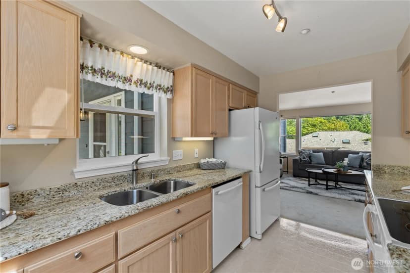 Property photo for 4437 Providence Point Place Se #2631, Issaquah photo 12