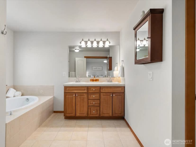 Property photo for 22522 Se 271st Street, Maple Valley photo 18