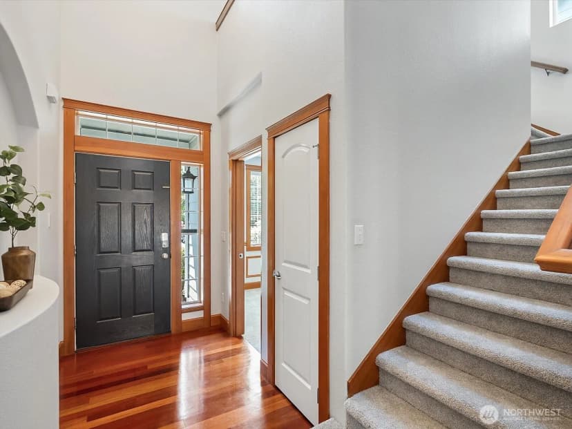Property photo for 22522 Se 271st Street, Maple Valley photo 5