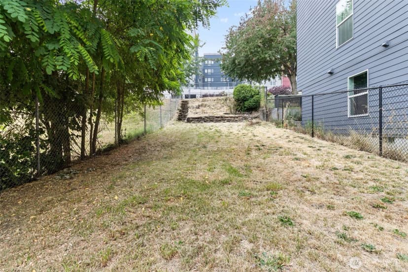 Property photo for 2371 S Yakima Avenue, Tacoma photo 18