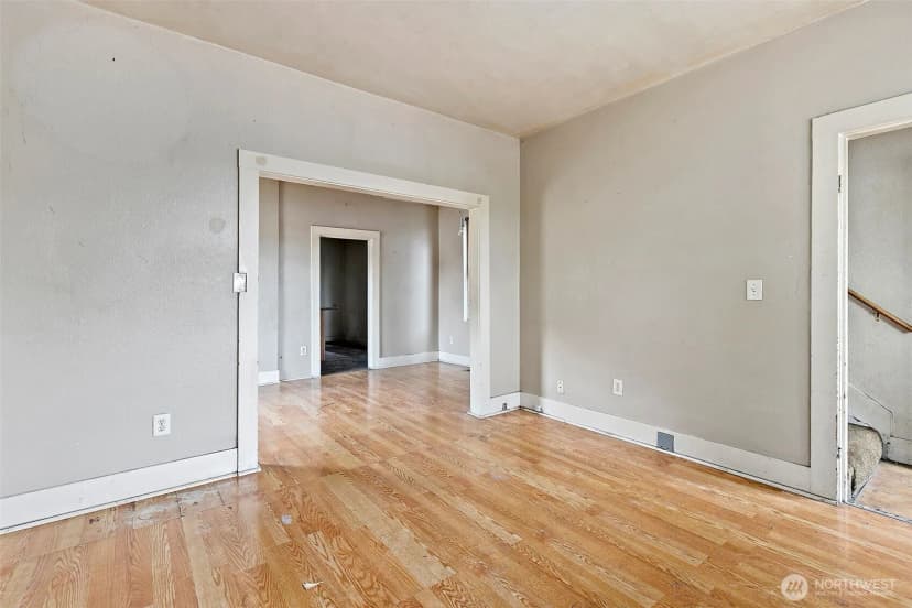 Property photo for 2371 S Yakima Avenue, Tacoma photo 4