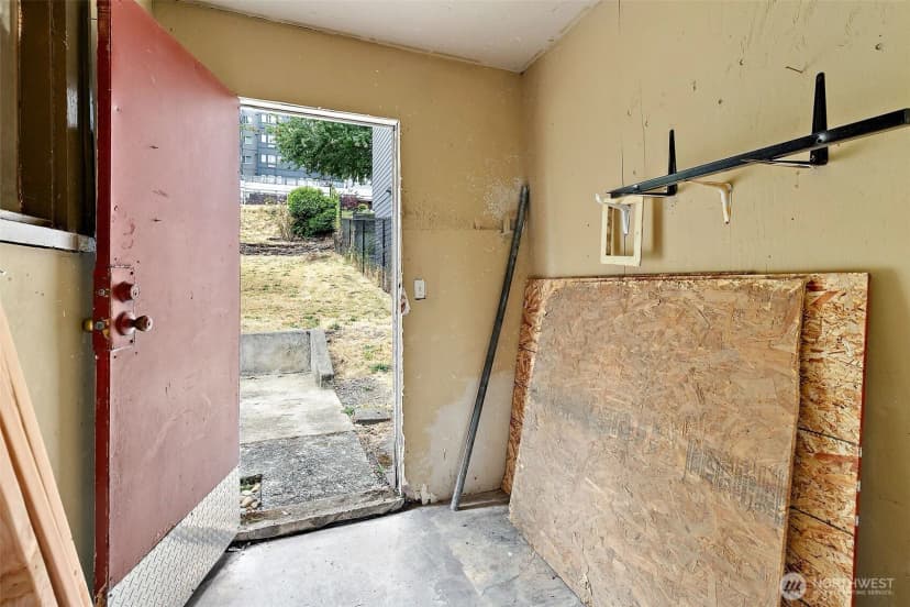 Property photo for 2371 S Yakima Avenue, Tacoma photo 16