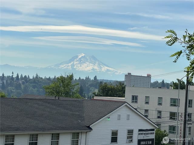 Property photo for 2371 S Yakima Avenue, Tacoma photo 2
