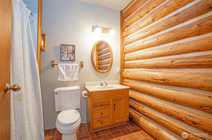 Property photo for 879 9th Ave, Fox Island photo 11
