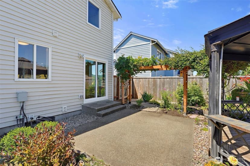 Property photo for 402 Orting Avenue Nw, Orting photo 30