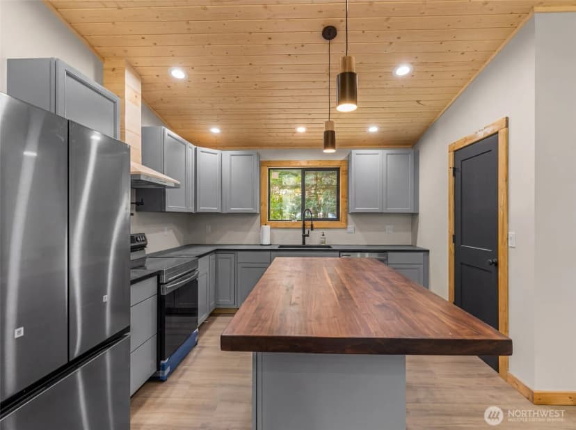 Property photo for 22401 Shetland Road, Leavenworth photo 11