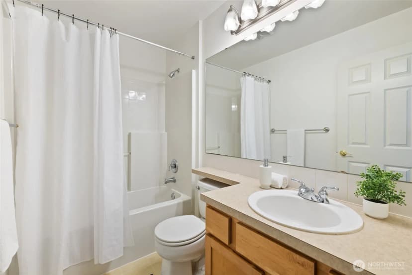 Property photo for 12140 Ne 24th Street #102, Bellevue photo 19
