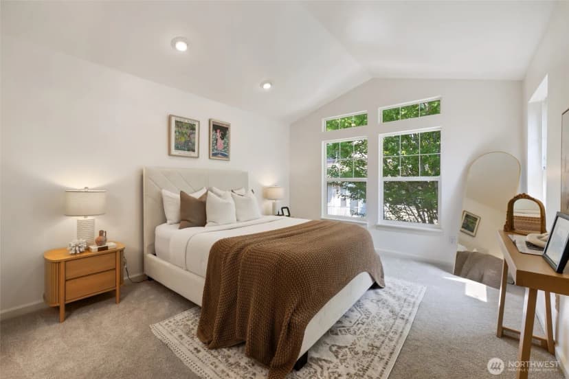 Property photo for 12140 Ne 24th Street #102, Bellevue photo 12