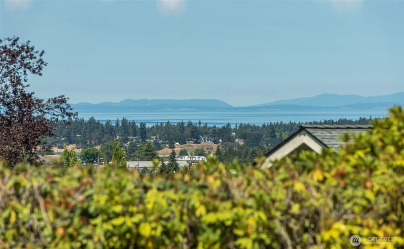 Property photo for 408 W Eunice Street, Sequim photo 2