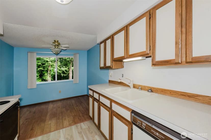 Property photo for 3580 Narrows View Lane Ne #103, Bremerton photo 14