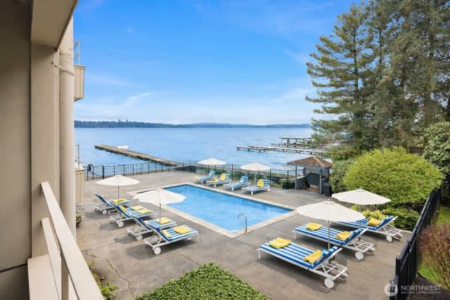 Property photo for 1600 43rd Avenue E #212, Seattle photo 3