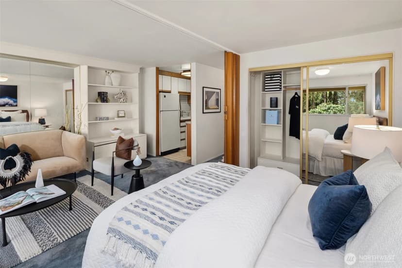 Property photo for 1600 43rd Avenue E #212, Seattle photo 18