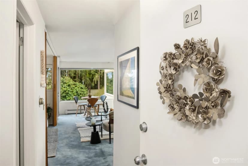 Property photo for 1600 43rd Avenue E #212, Seattle photo 4
