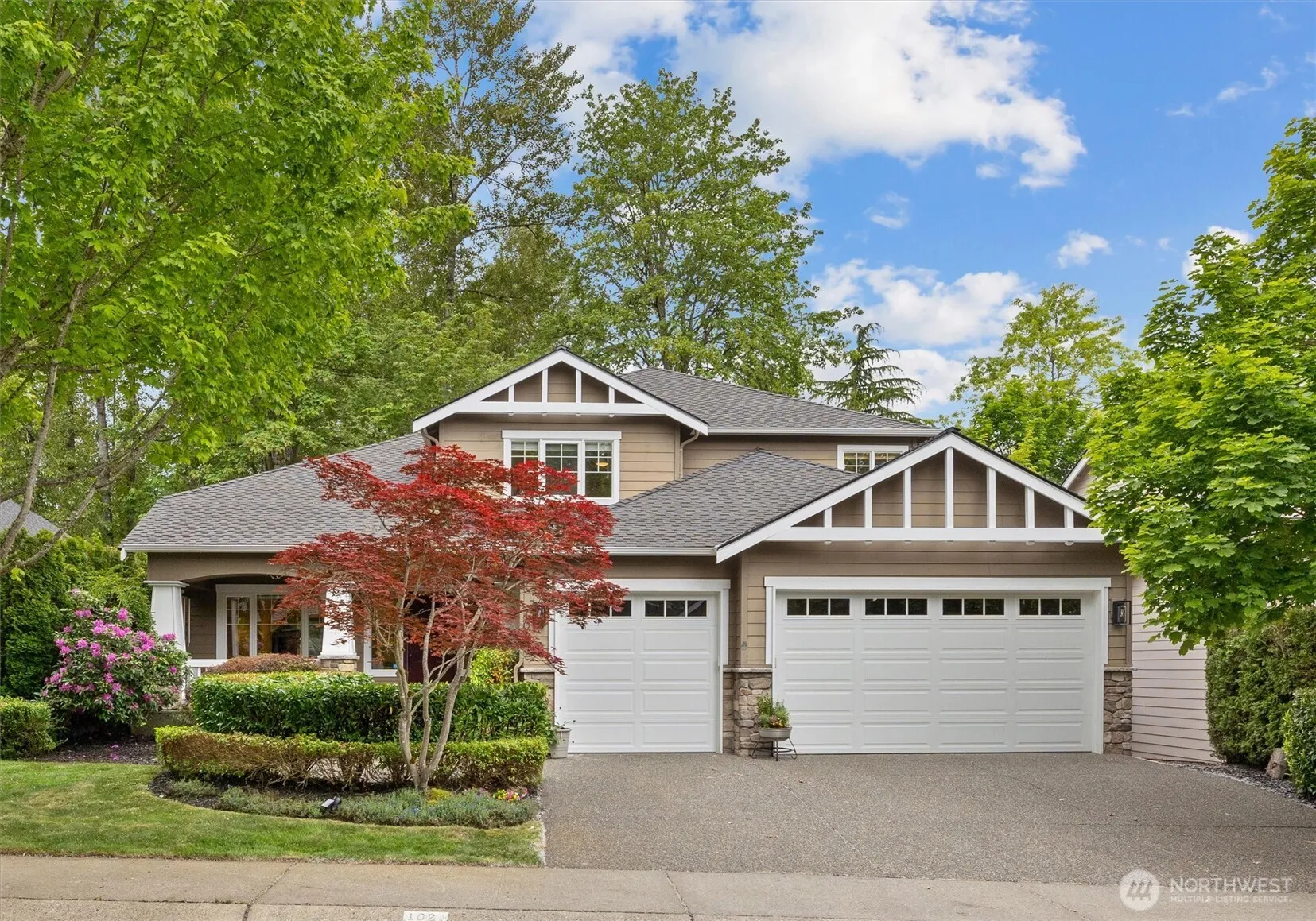 Property photo for 1021 271st Avenue Se, Sammamish photo 40
