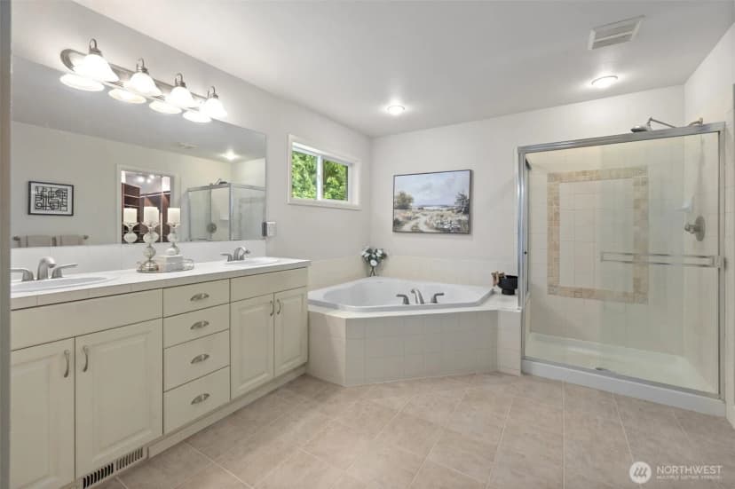 Property photo for 1021 271st Avenue Se, Sammamish photo 30
