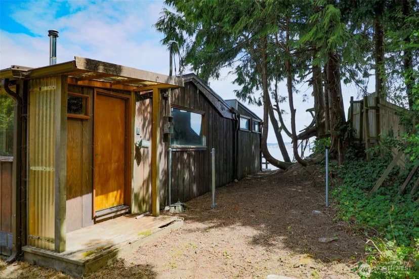 Property photo for 3984 Ne Twin Spits Road, Hansville photo 15