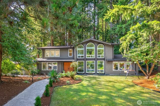 Property photo for 901 Brentwood Place, Everett