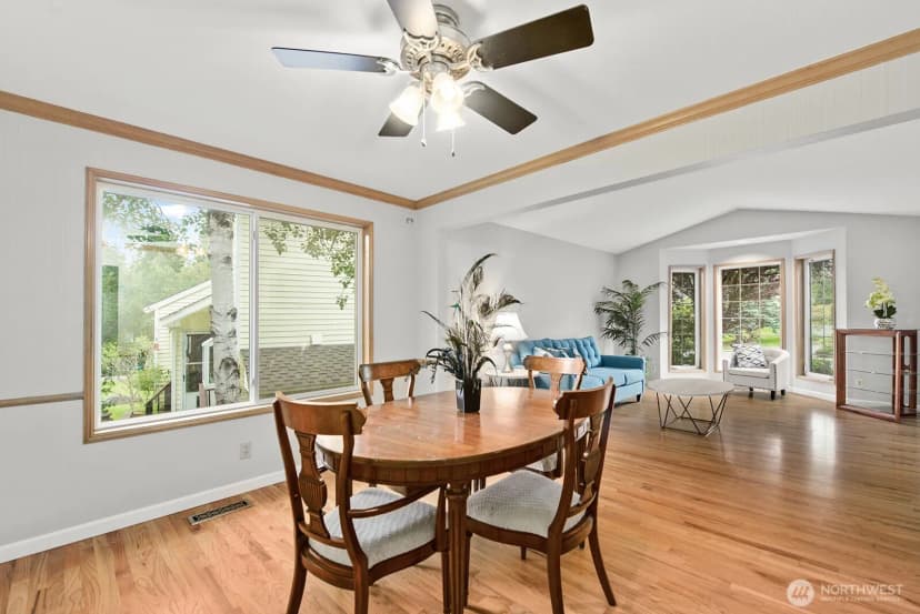 Property photo for 24417 Se 46th Street, Sammamish photo 11