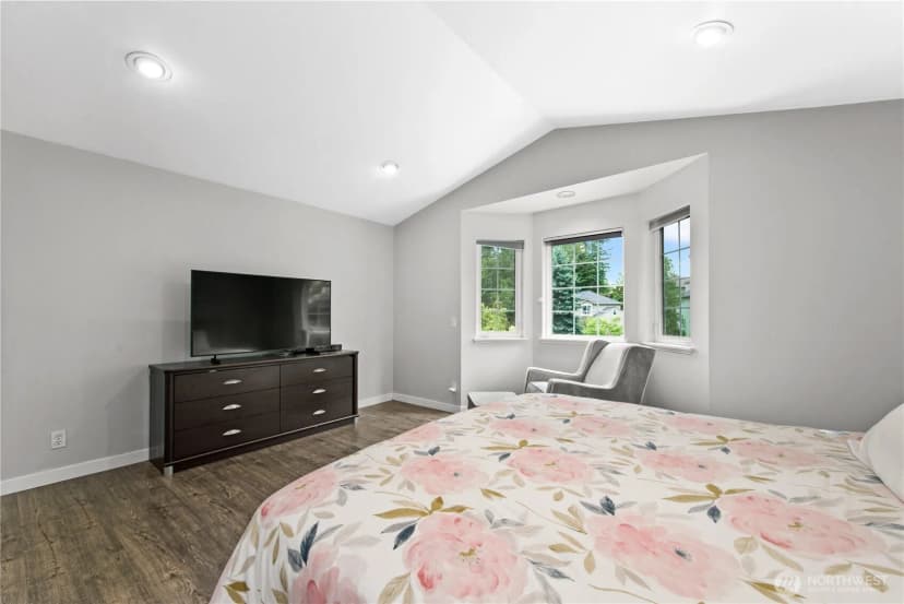Property photo for 24417 Se 46th Street, Sammamish photo 19